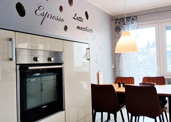 Abendsonne Obergeschoss Mit Balkon Apartamento Coblença